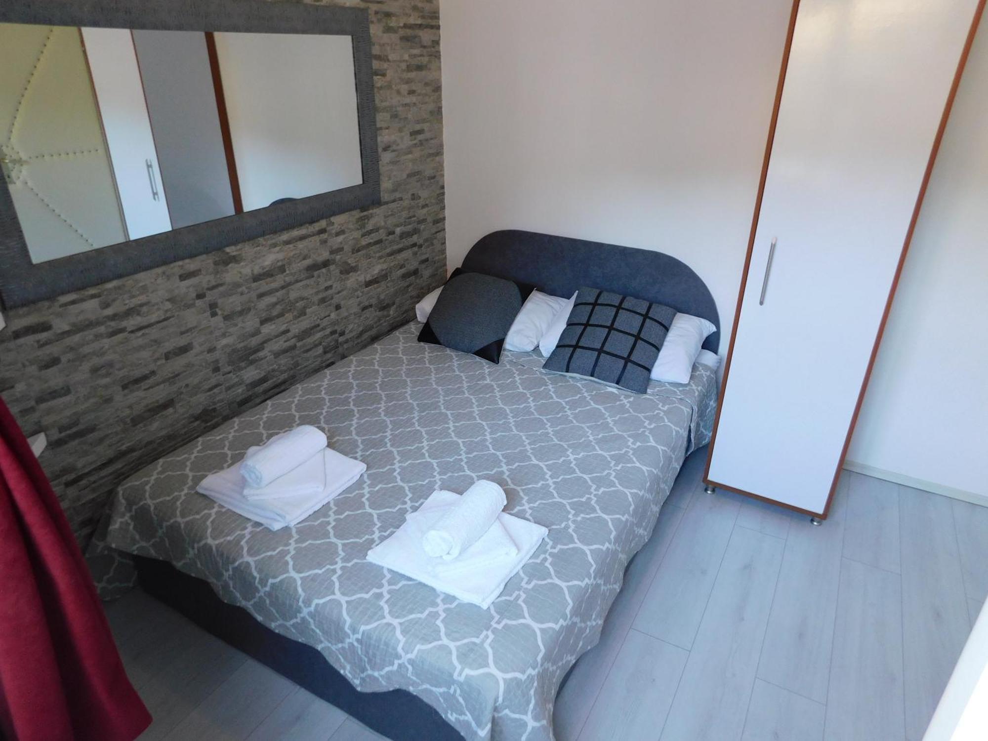 Apartments Huljev Примоштен Номер фото